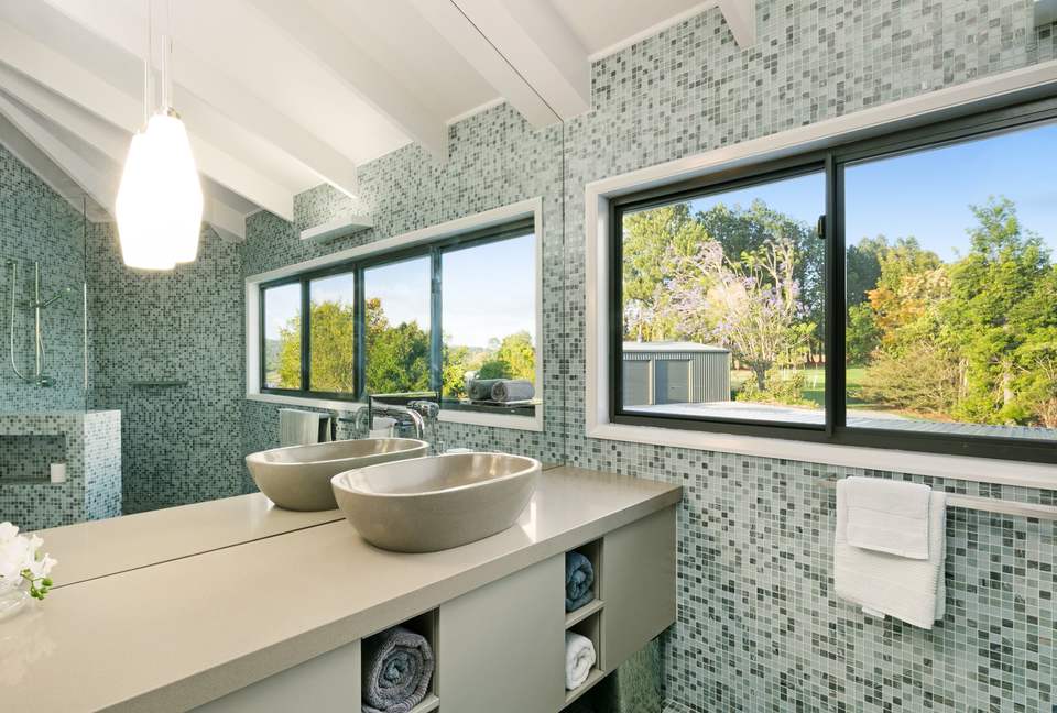 Australia - Lake Tinaroo Hinterland Retreat - Yungaburra, Australia