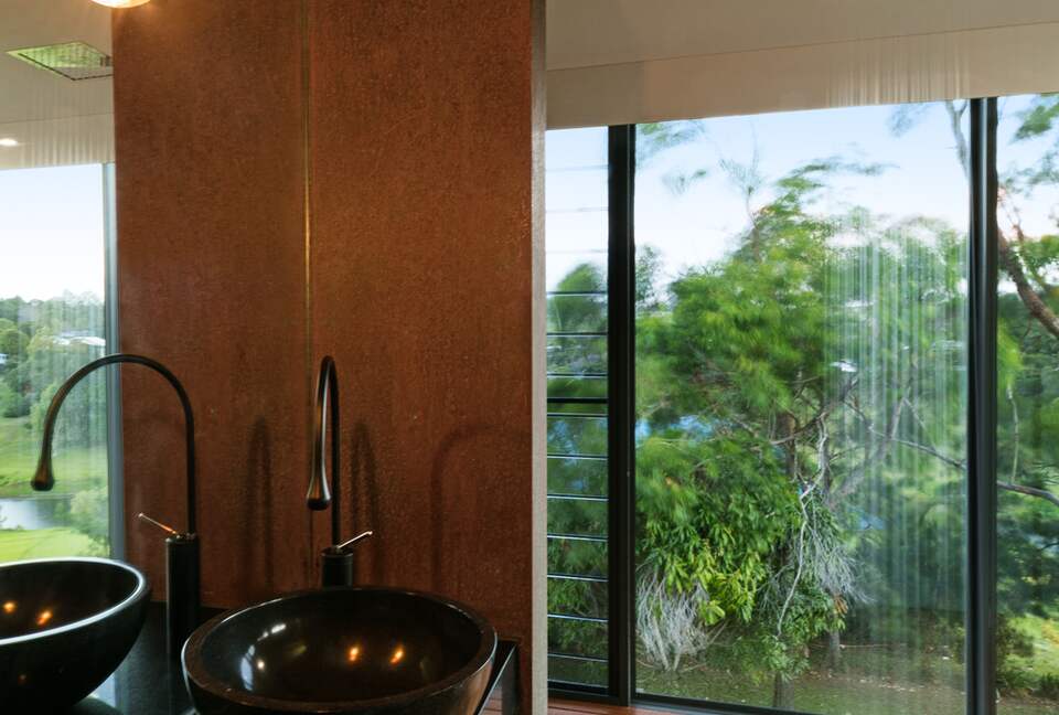 Australia - Lake Tinaroo Hinterland Retreat - Yungaburra, Australia