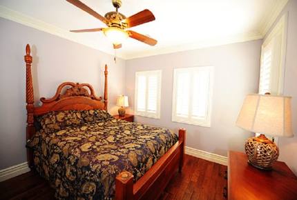 Las Vegas Mini Castle #2 (The Gambler) - Las Vegas, Nevada