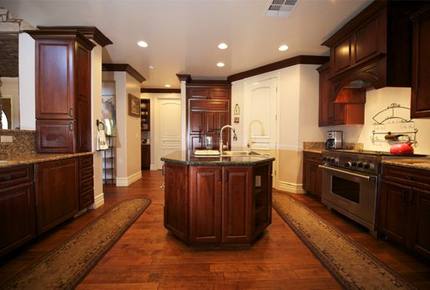 Las Vegas Mini Castle #3 (Full House) - Las Vegas, Nevada