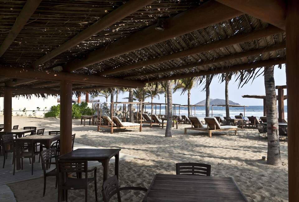 Hotel Las Palmas - 2 Bedroom Residence - Zihuatanejo, Mexico