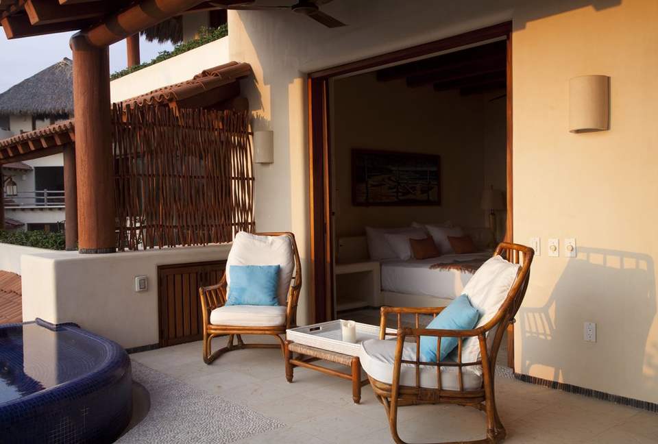 Hotel Las Palmas - 2 Bedroom Residence - Zihuatanejo, Mexico