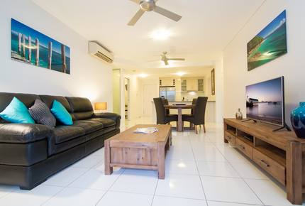 Vision Cairns Esplanade 2 Bedroom Apartment - Cairns, Australia