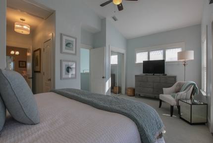 Beach Girl - 30A - Seagrove Beach, Florida