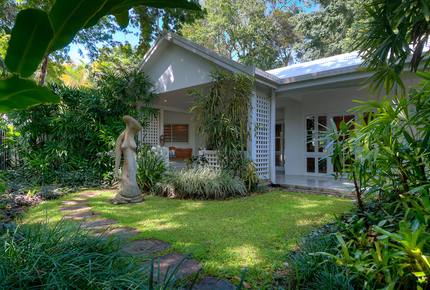 Mistral Tropical Beach House - Port Douglas, Australia