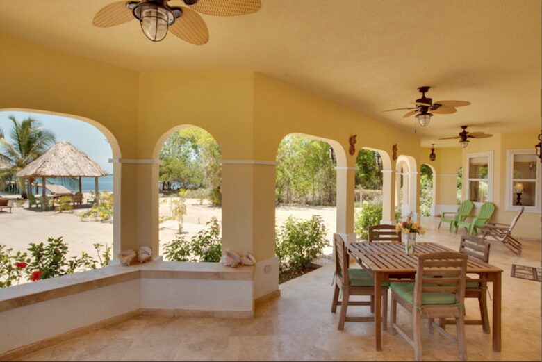 Villa Tipsy Gecko - Placencia Village, Belize