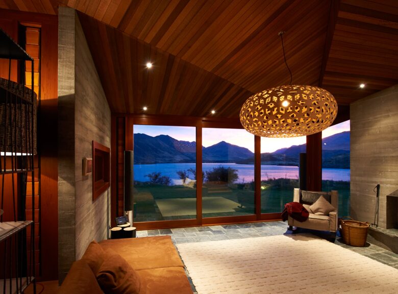 New Zealand Lake House - West Wanaka, Wanaka, Queenstown, New Zealand