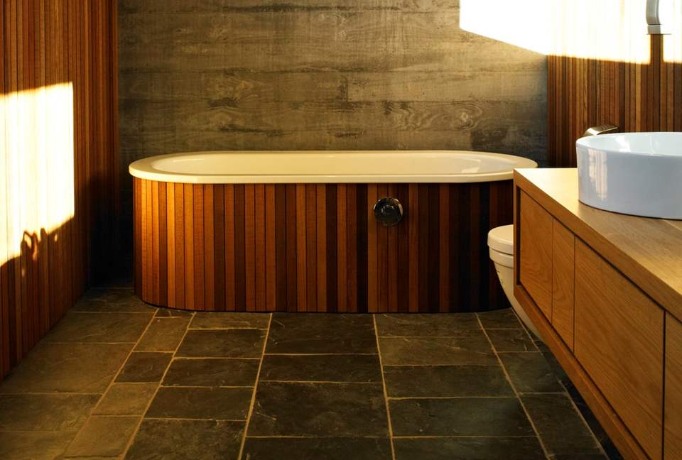 New Zealand Lake House - West Wanaka, Wanaka, Queenstown, New Zealand