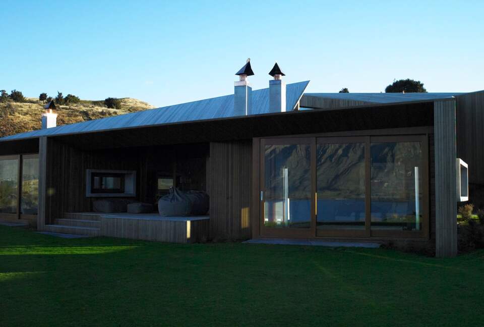 New Zealand Lake House - West Wanaka, Wanaka, Queenstown, New Zealand