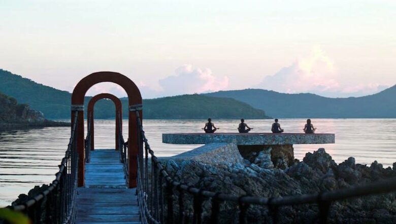 Noa Noa Island (R) - Taytay Bay, Philippines