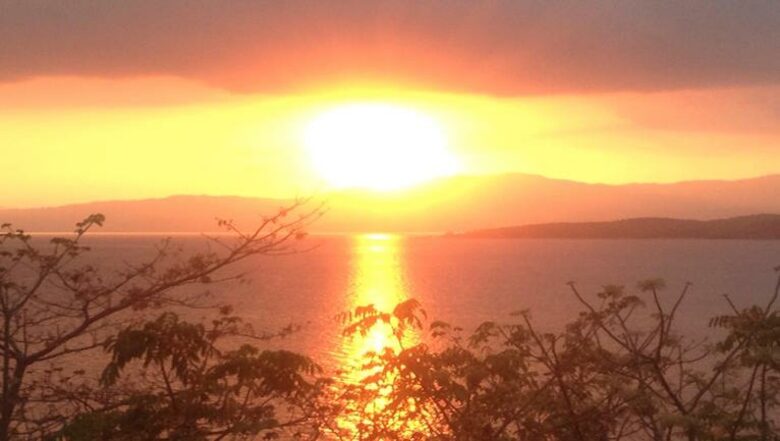 Noa Noa Island (R) - Taytay Bay, Philippines