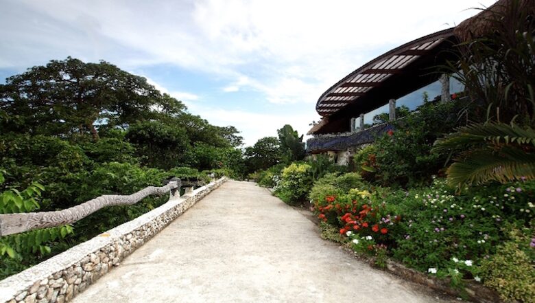 Noa Noa Island (R) - Taytay Bay, Philippines