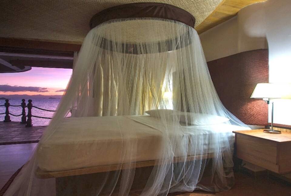 Noa Noa Island (R) - Taytay Bay, Philippines