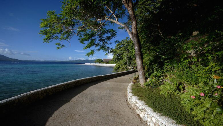 Noa Noa Island (R) - Taytay Bay, Philippines