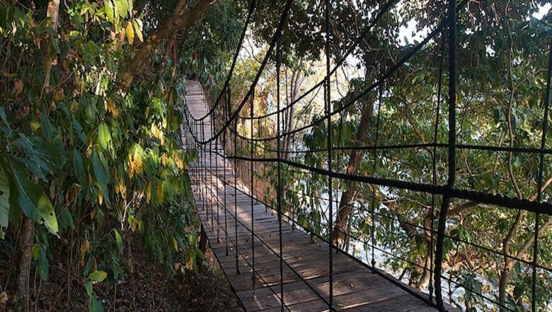 Noa Noa Island (R) - Taytay Bay, Philippines