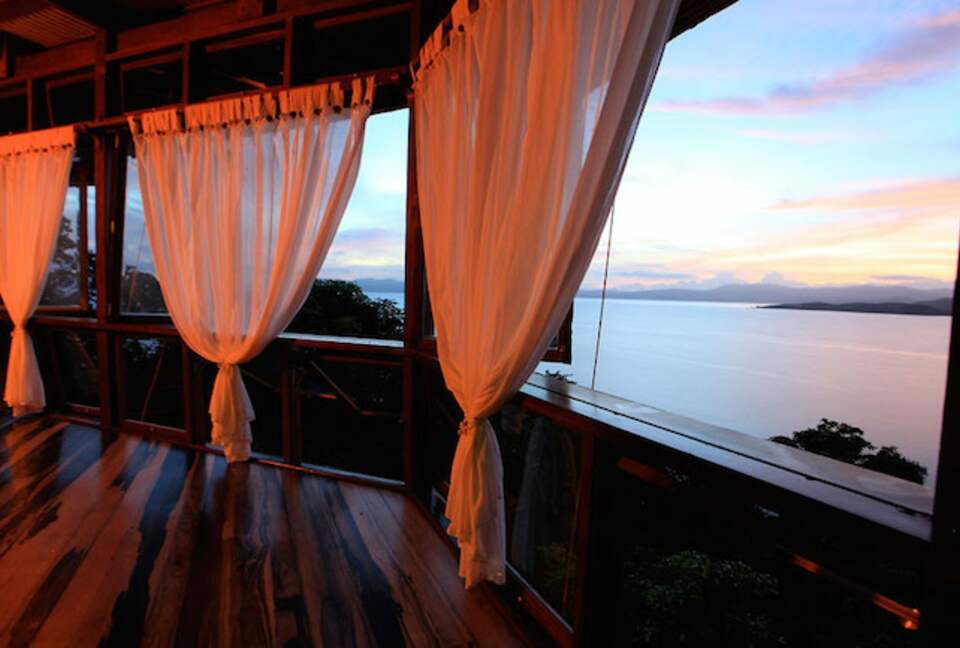 Noa Noa Island (R) - Taytay Bay, Philippines