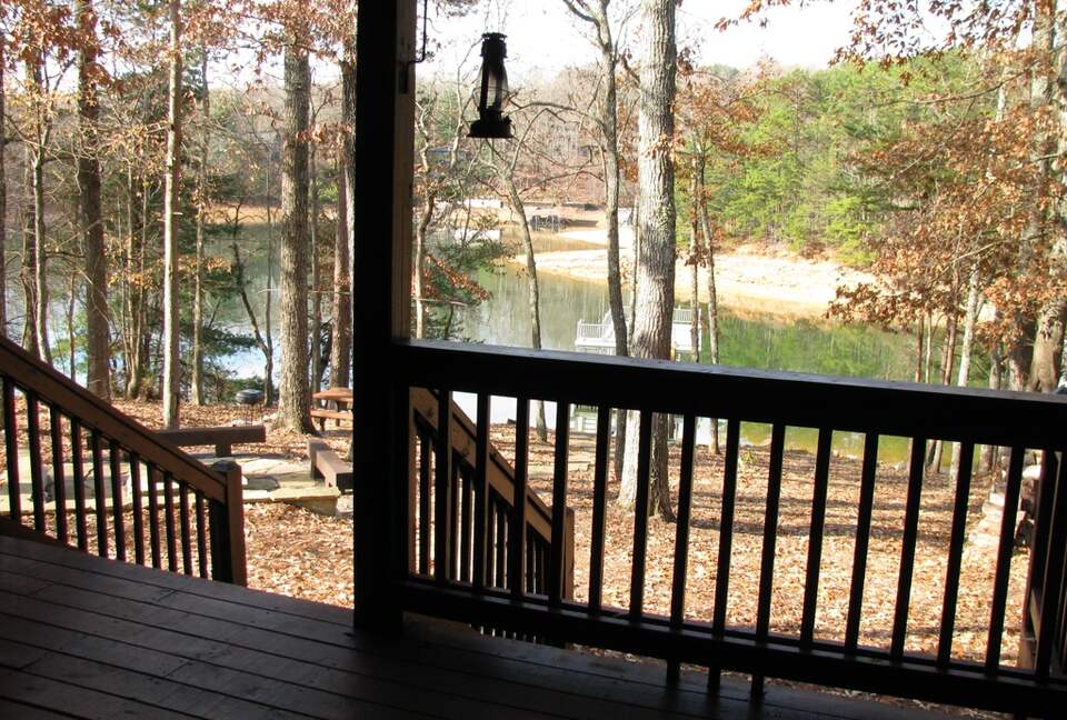 Make a Splash- Lakefront Cabin - Blue Ridge, Georgia