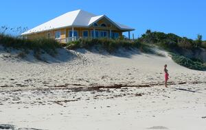 Spectacular Beach Dream Bahamas Villa - Beachfront! - Guana Cay, Bahamas