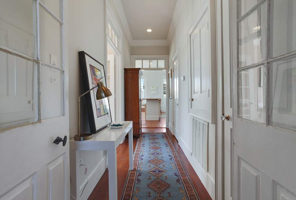 Aioli Apartment at French Quarter's Center - New Orleans, Louisiana