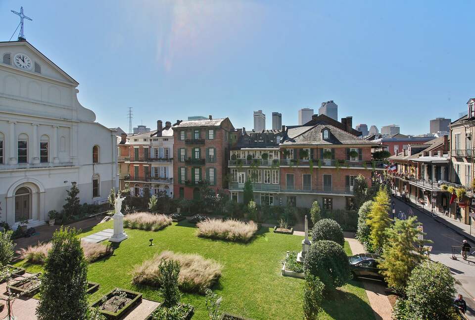 Aioli Apartment at French Quarter's Center - New Orleans, Louisiana
