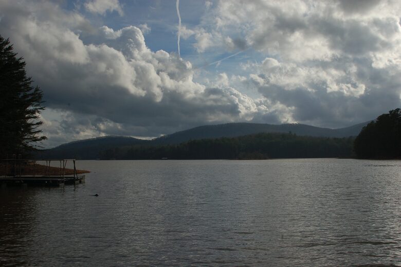 Make a Splash- Lakefront Cabin - Blue Ridge, Georgia