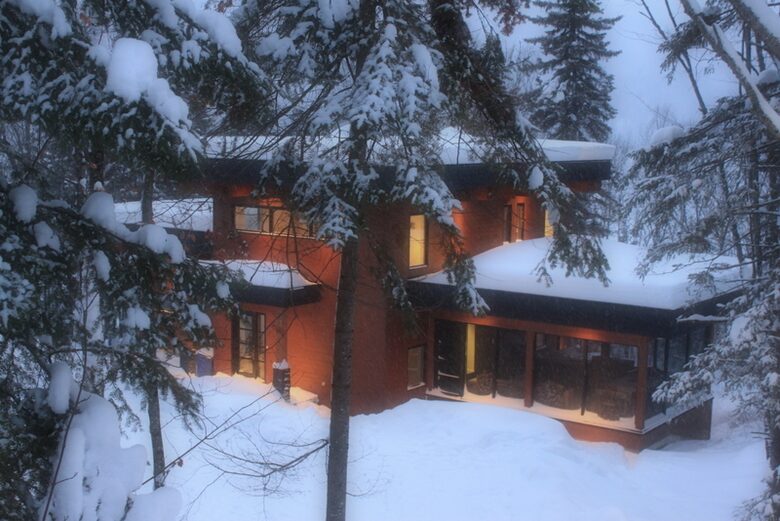Lakefront Designer Home - St-Donat, Canada