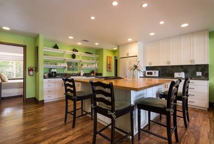 Kaanapali Hale - Lahaina, Maui, Hawaii