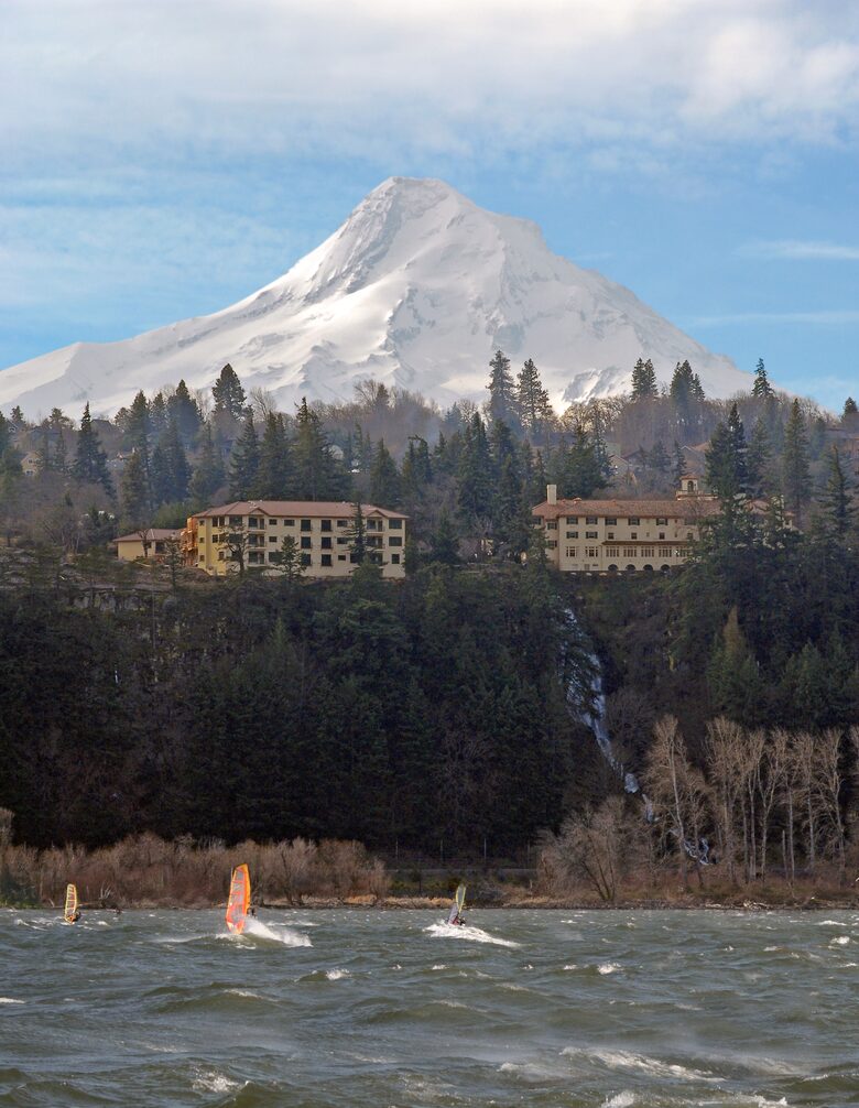 Columbia Cliff Villas - Villa Suite - Hood River, Oregon