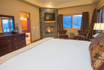 Columbia Cliff Villas - Villa Suite - Hood River, Oregon