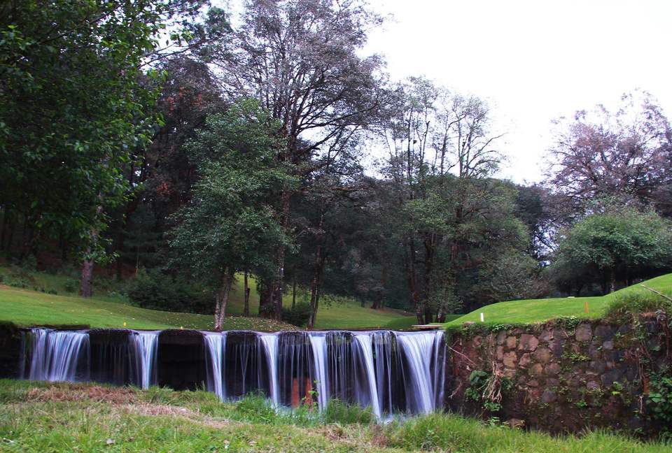 La Peña Rock House - Valle de Bravo, Mexico