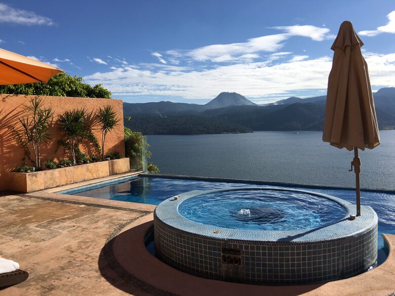 La Peña Rock House - Valle de Bravo, Mexico
