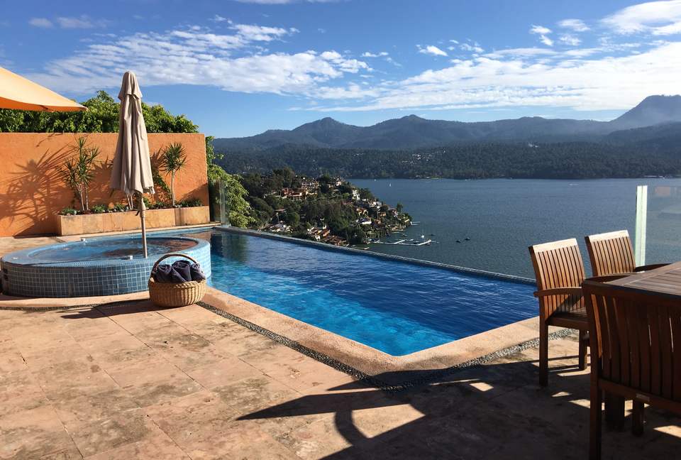 La Peña Rock House - Valle de Bravo, Mexico