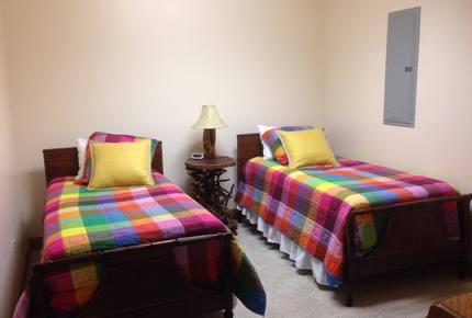 Grouse Thicket Cabin - Mars Hill, North Carolina