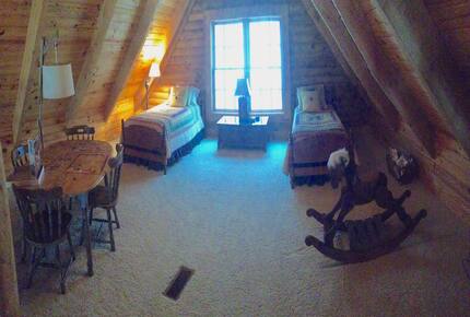 Grouse Thicket Cabin - Mars Hill, North Carolina