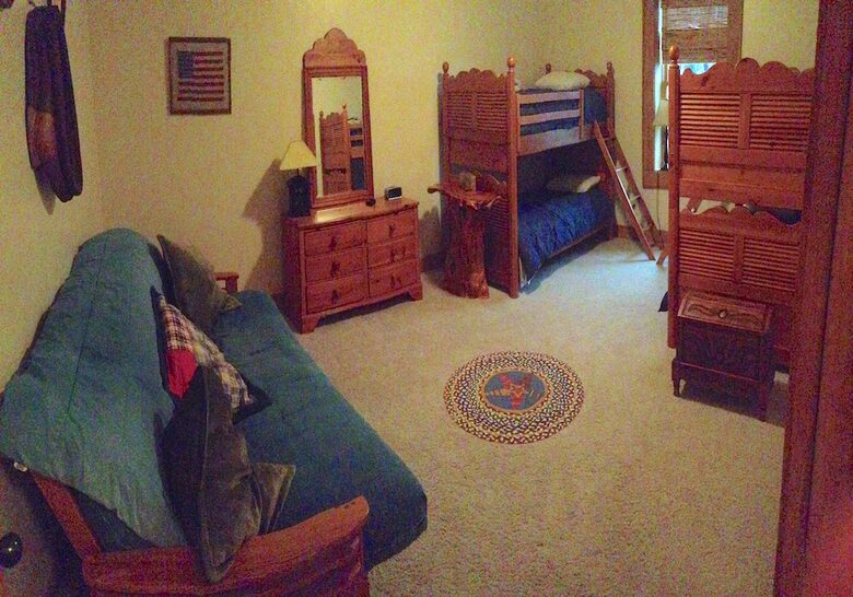 Grouse Thicket Cabin - Mars Hill, North Carolina