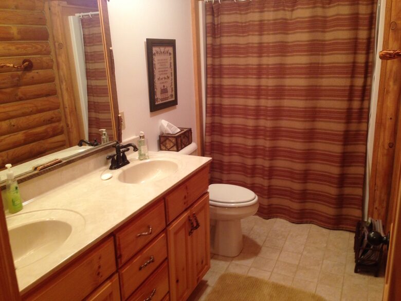 Grouse Thicket Cabin - Mars Hill, North Carolina