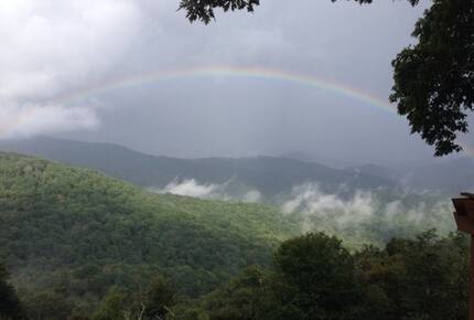 Grouse Thicket Cabin - Mars Hill, North Carolina