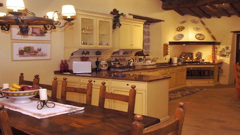 Villa Santa Caterina - Pierantonio, Italy