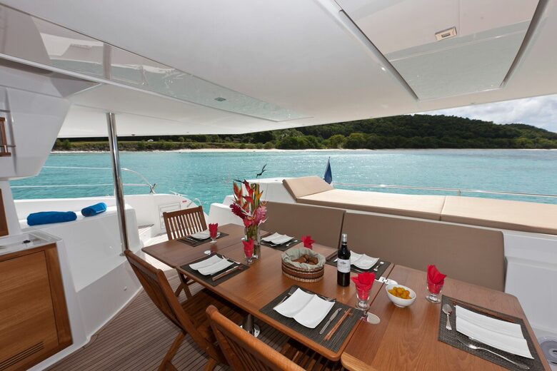 TradeWinds Yacht Cabin for 2 - FIJI Sailing Vacation - Nadi, Fiji