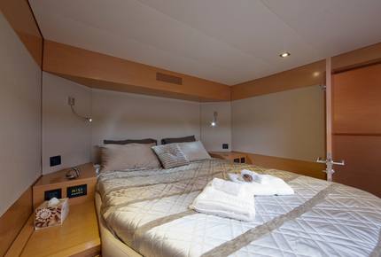 TradeWinds Yacht Cabin for 2 - FIJI Sailing Vacation - Nadi, Fiji