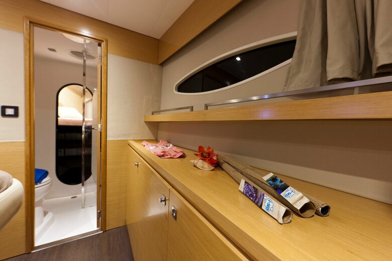 TradeWinds Yacht Cabin for 2 - FIJI Sailing Vacation - Nadi, Fiji