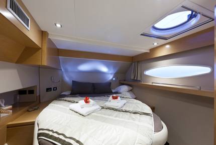 TradeWinds Yacht Cabin for 2 - FIJI Sailing Vacation - Nadi, Fiji