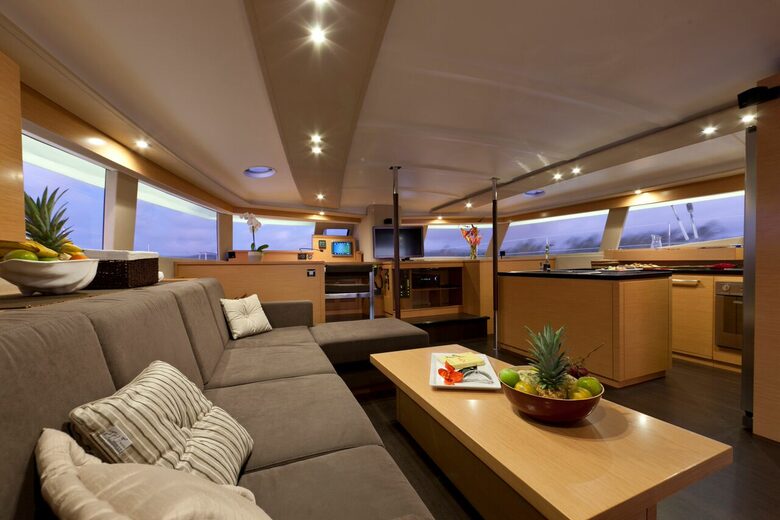 TradeWinds Yacht Cabin for 2 - FIJI Sailing Vacation - Nadi, Fiji