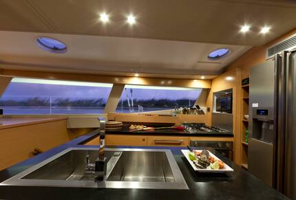 TradeWinds Yacht Cabin for 2 - FIJI Sailing Vacation - Nadi, Fiji