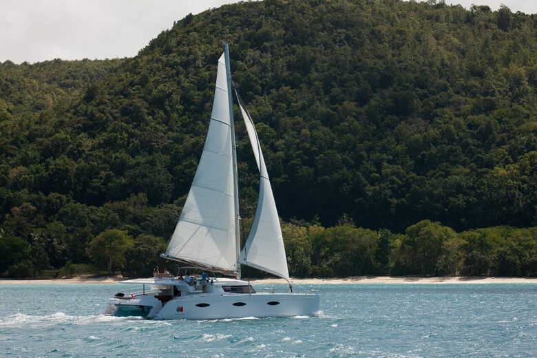 TradeWinds Yacht Cabin for 2 - FIJI Sailing Vacation - Nadi, Fiji