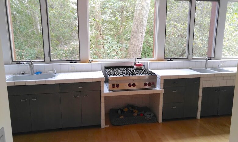 Chesapeake Bay Treehouse - Edgewater, Maryland