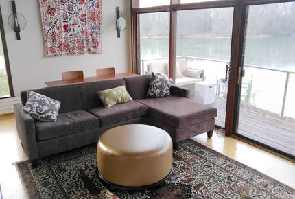 Chesapeake Bay Treehouse - Edgewater, Maryland