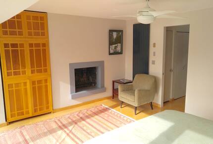 Chesapeake Bay Treehouse - Edgewater, Maryland