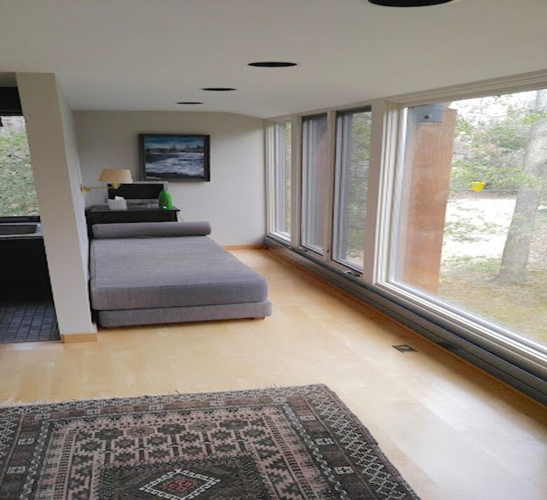 Chesapeake Bay Treehouse - Edgewater, Maryland