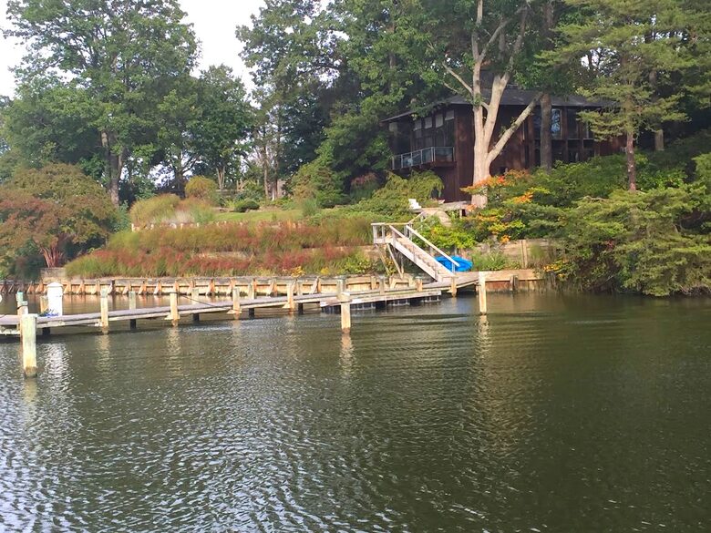 Chesapeake Bay Treehouse - Edgewater, Maryland